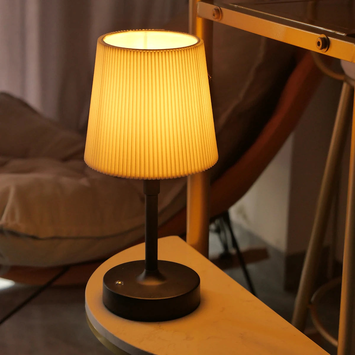 GlowCap lamp